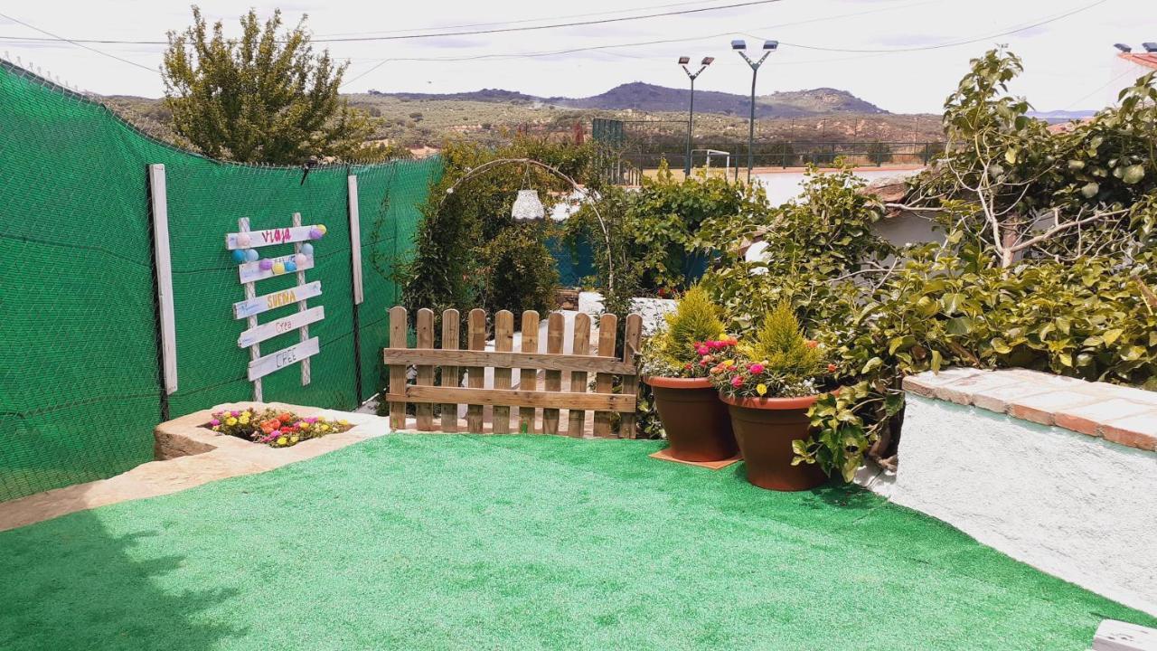 La era de San Blás Fuentes de León Esterno foto